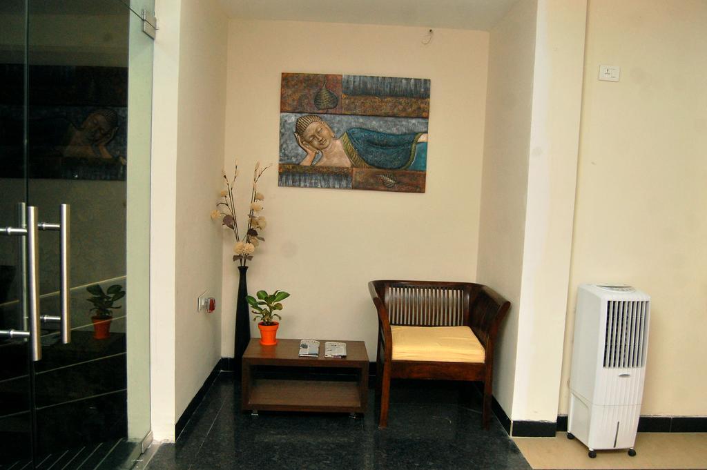 Orange Inn, Manapakkam チェンナイ エクステリア 写真