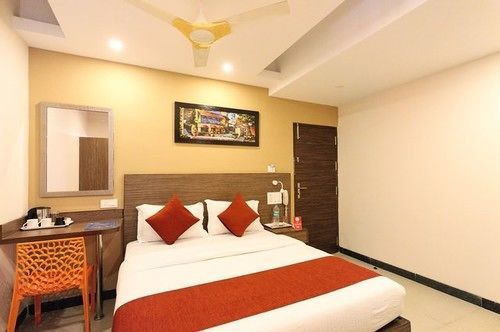 Orange Inn, Manapakkam チェンナイ エクステリア 写真